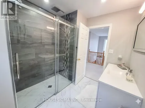 22 Highlands Crescent Collingwood ON L9Y 5H3