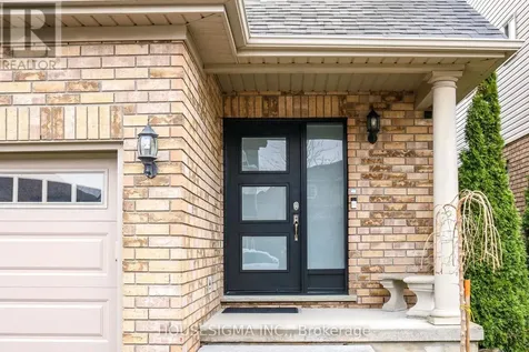 22 Highlands Crescent Collingwood ON L9Y 5H3