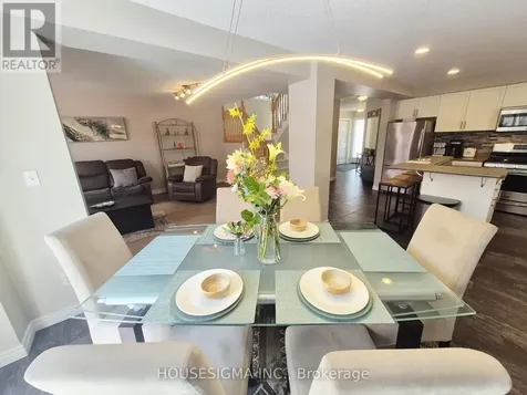 22 Highlands Crescent Collingwood ON L9Y 5H3