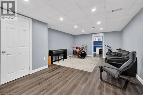 127 Ayr Street Caledonia ON N3W 1E5