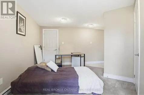 60 Elmsdale Drive Kitchener ON N2E 2G4