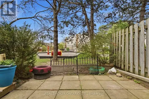 60 Elmsdale Drive Kitchener ON N2E 2G4