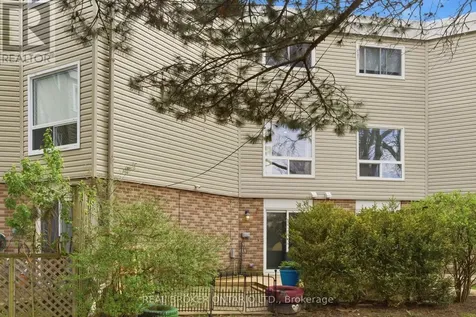 60 Elmsdale Drive Kitchener ON N2E 2G4