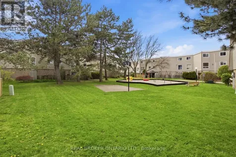 60 Elmsdale Drive Kitchener ON N2E 2G4