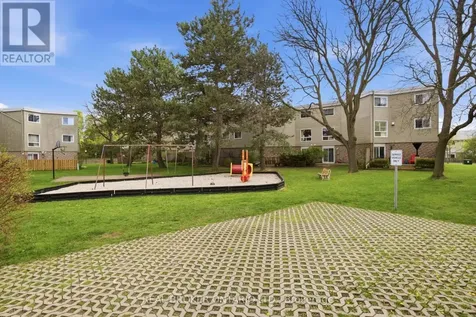 60 Elmsdale Drive Kitchener ON N2E 2G4