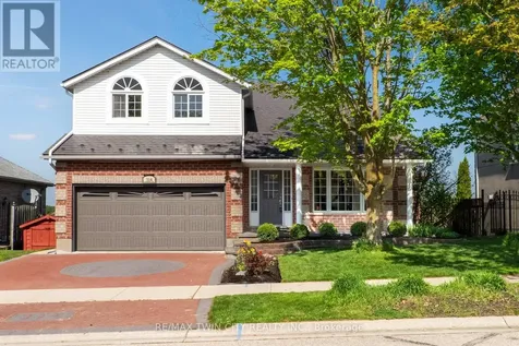314 Old Chicopee Trail Kitchener ON N2A 4C8