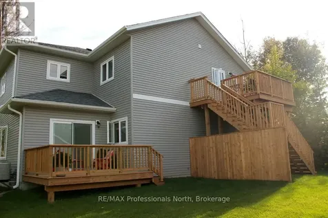 5 Greaves Avenue Huntsville ON P1H 1V2