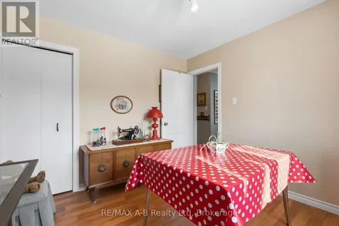 815 O'loane Avenue Stratford ON N5A 6S6