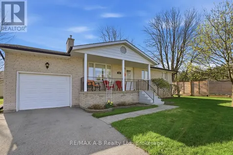 815 O'loane Avenue Stratford ON N5A 6S6