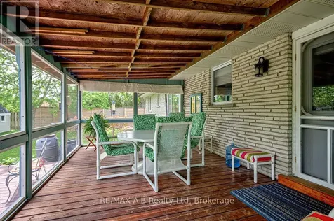 815 O'loane Avenue Stratford ON N5A 6S6