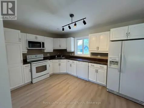 64 Silver Creek Drive Collingwood ON L9Y 4W9