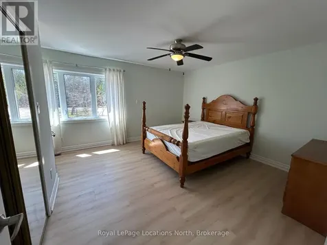 64 Silver Creek Drive Collingwood ON L9Y 4W9
