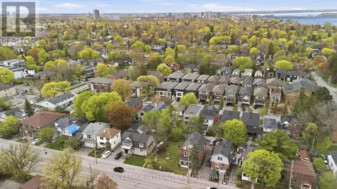 516 Churchill Avenue North Ottawa ON K1Z 5E4