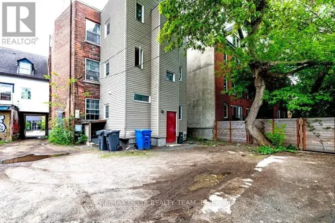 225 St. Patrick Street Ottawa ON K1N 5K2