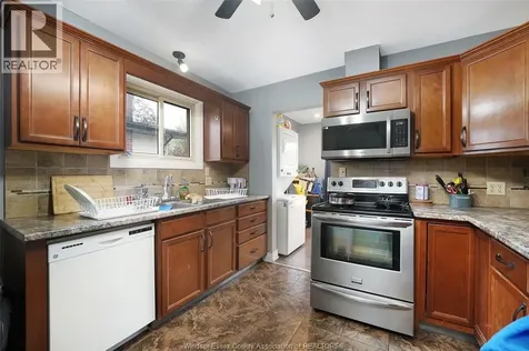 3598 Rankin Avenue Windsor ON N9E 3C5