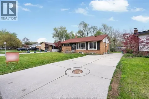 3598 Rankin Avenue Windsor ON N9E 3C5
