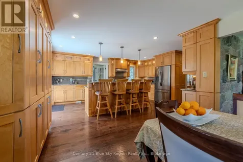 353 Macpherson Drive East Ferris ON P0H 1K0