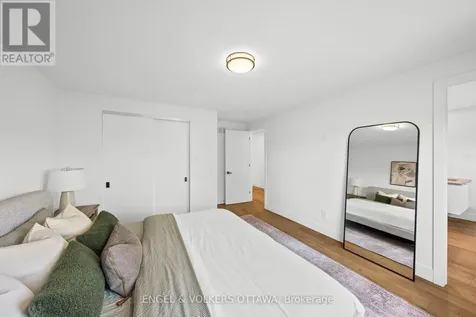 620 Rowanwood Avenue Ottawa ON K2A 3E2