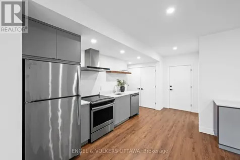 620 Rowanwood Avenue Ottawa ON K2A 3E2