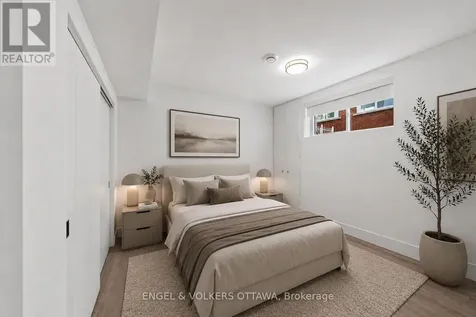 620 Rowanwood Avenue Ottawa ON K2A 3E2