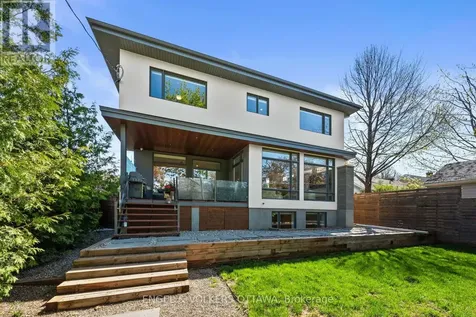 620 Rowanwood Avenue Ottawa ON K2A 3E2