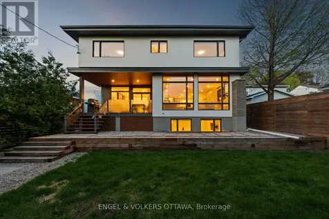620 Rowanwood Avenue Ottawa ON K2A 3E2