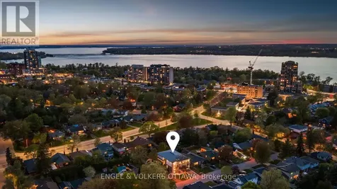 620 Rowanwood Avenue Ottawa ON K2A 3E2