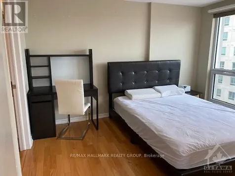 200 Rideau Street Ottawa ON K1N 5Y1