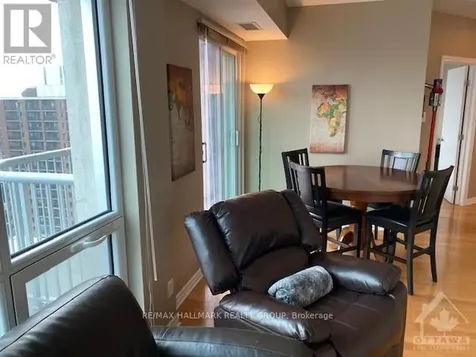 200 Rideau Street Ottawa ON K1N 5Y1