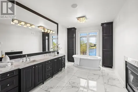 1457 Waters Edge Way Ottawa ON K4P 0C6