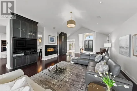 1457 Waters Edge Way Ottawa ON K4P 0C6