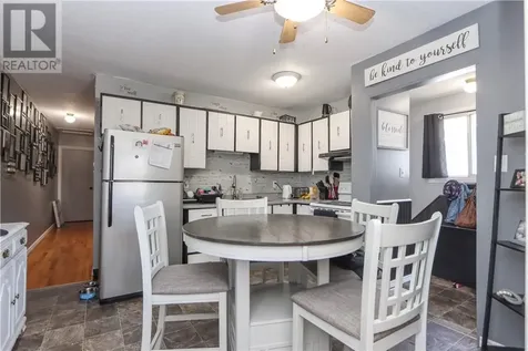 554 Phillip Street Lively ON P3Y 1N1
