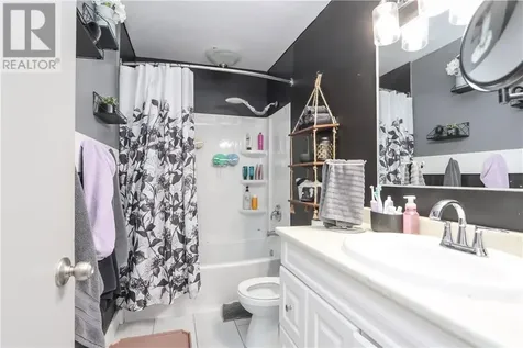 554 Phillip Street Lively ON P3Y 1N1