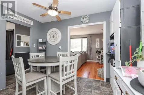 554 Phillip Street Lively ON P3Y 1N1