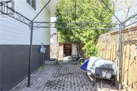 554 Phillip Street Lively ON P3Y 1N1