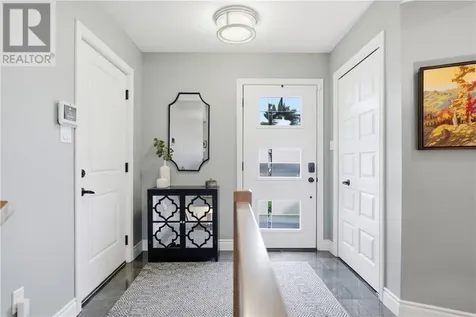 46 Meadowgreen Drive Garson ON P3L 0B1