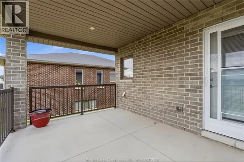 98 Peter Avenue Leamington ON N8H 0E7