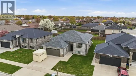 98 Peter Avenue Leamington ON N8H 0E7