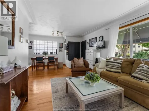 1384 Granville Crescent Windsor ON N9C 3N8