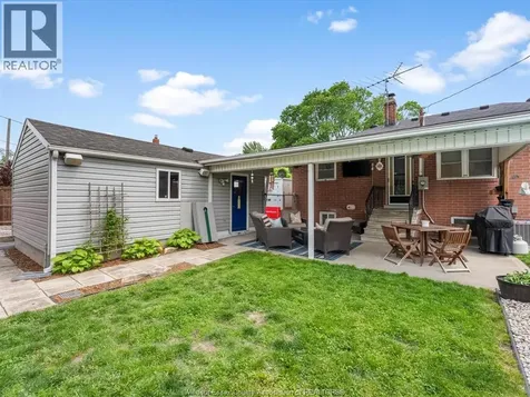 1384 Granville Crescent Windsor ON N9C 3N8