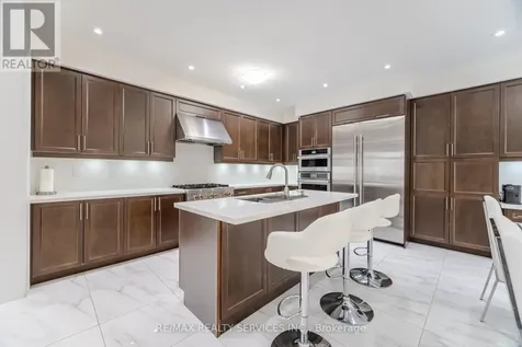 20 Royal Fern Crescent Caledon ON L7C 4G7