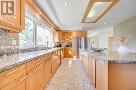 2477 Hornes Road East Gwillimbury ON L0G 1R0