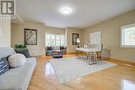 2477 Hornes Road East Gwillimbury ON L0G 1R0