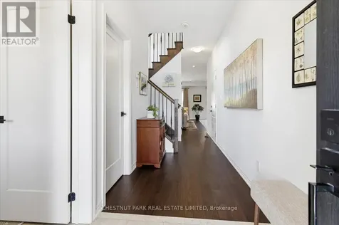 21 Harry Thornton Lane Uxbridge ON L9P 0E9
