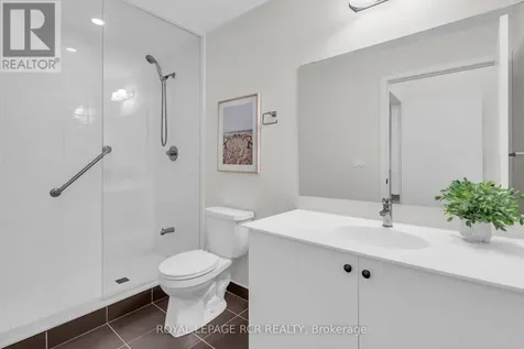 555 William Graham Drive Aurora ON L4G 3H9