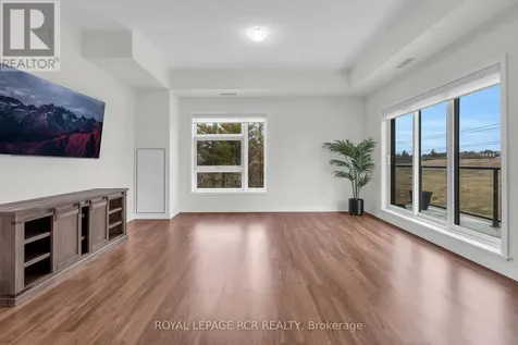 555 William Graham Drive Aurora ON L4G 3H9