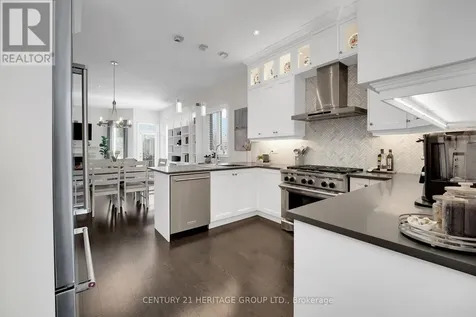 605 Mcgregor Farm Trail Newmarket (glenway Estates) ON L3X 0H6