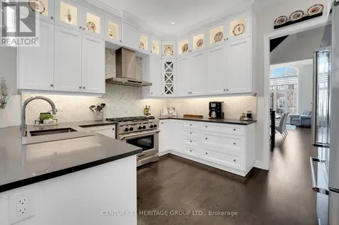 605 Mcgregor Farm Trail Newmarket (glenway Estates) ON L3X 0H6