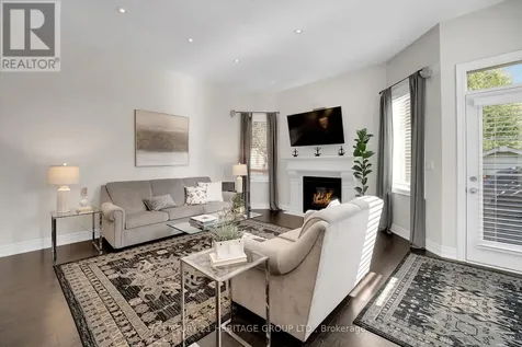 605 Mcgregor Farm Trail Newmarket (glenway Estates) ON L3X 0H6