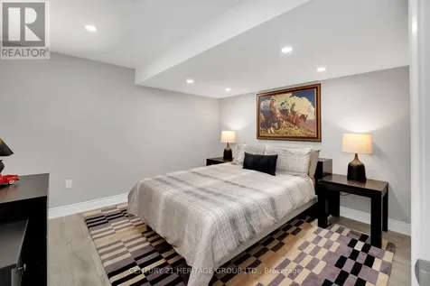 605 Mcgregor Farm Trail Newmarket (glenway Estates) ON L3X 0H6